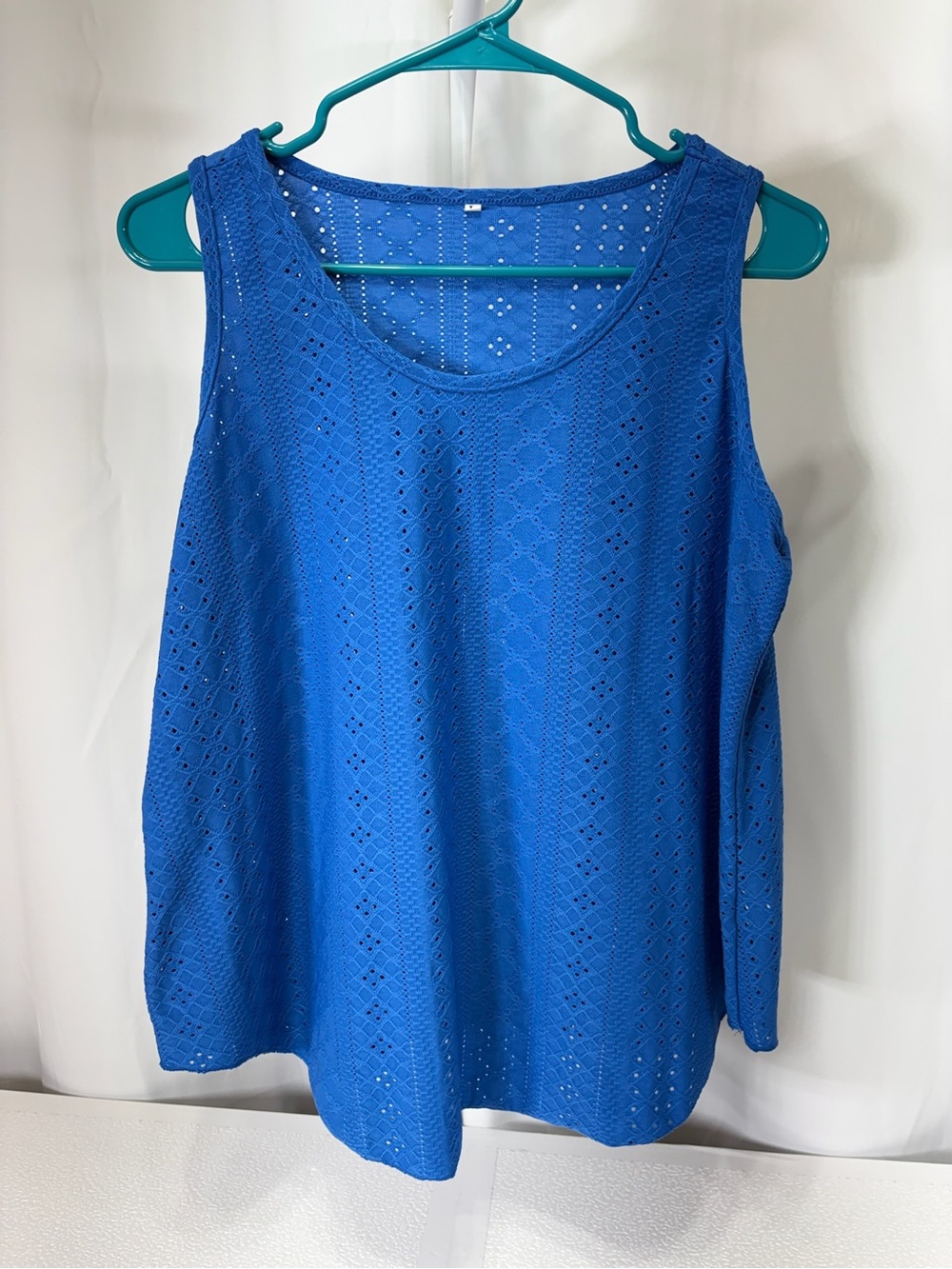 Sleeveless Blue Eyelet Tank Top - Women's Casual Layering Shell 4292